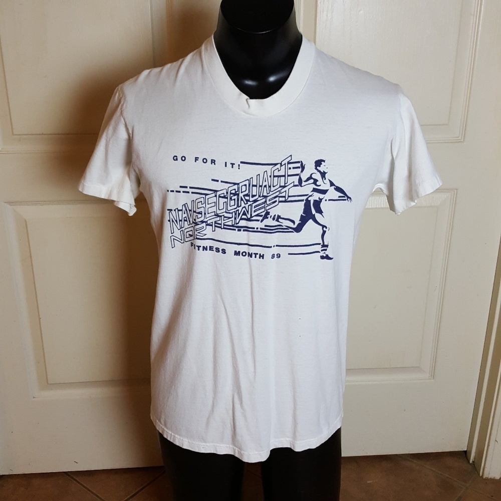 VINTAGE 1989 TEE SHIRT■FITNESS MONTH  MILITARY  LG